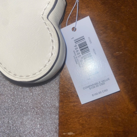 Coach Bone Coin Case - Picture 4 of 6